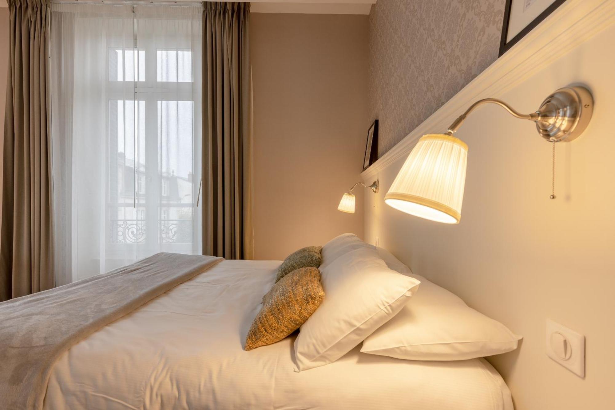 La Maison Blanche - Apparthotels De Charme Chic & Cosy A 350M Du Coeur De Ville De Limoges - Acces Autonome Номер фото