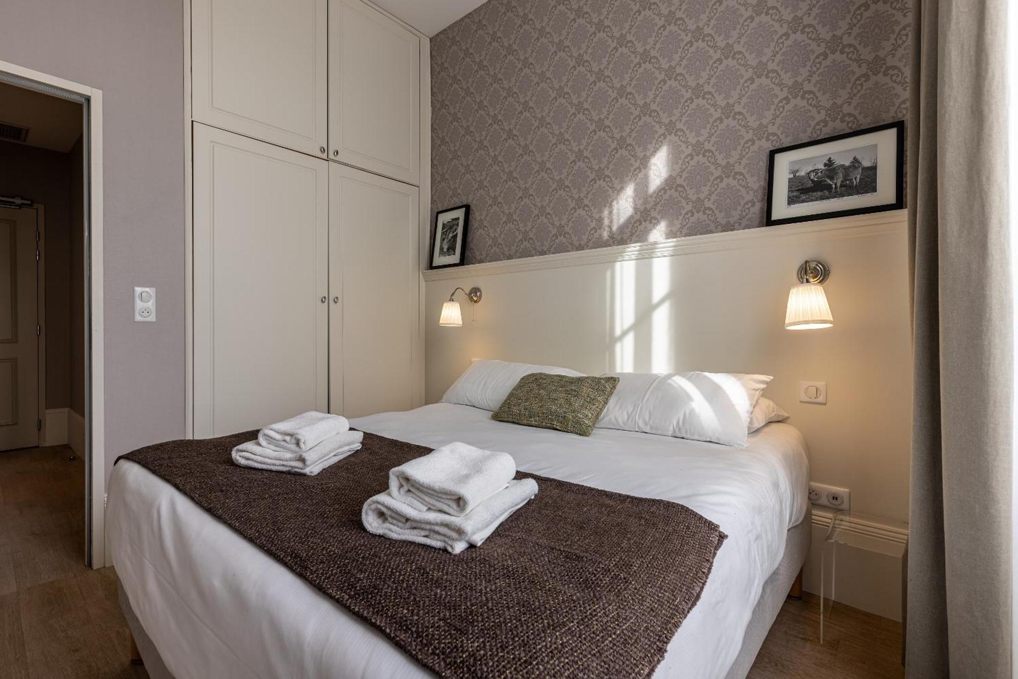 La Maison Blanche - Apparthotels De Charme Chic & Cosy A 350M Du Coeur De Ville De Limoges - Acces Autonome Номер фото