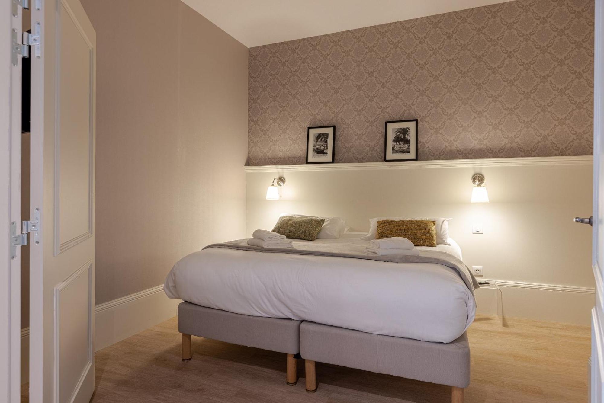 La Maison Blanche - Apparthotels De Charme Chic & Cosy A 350M Du Coeur De Ville De Limoges - Acces Autonome Номер фото