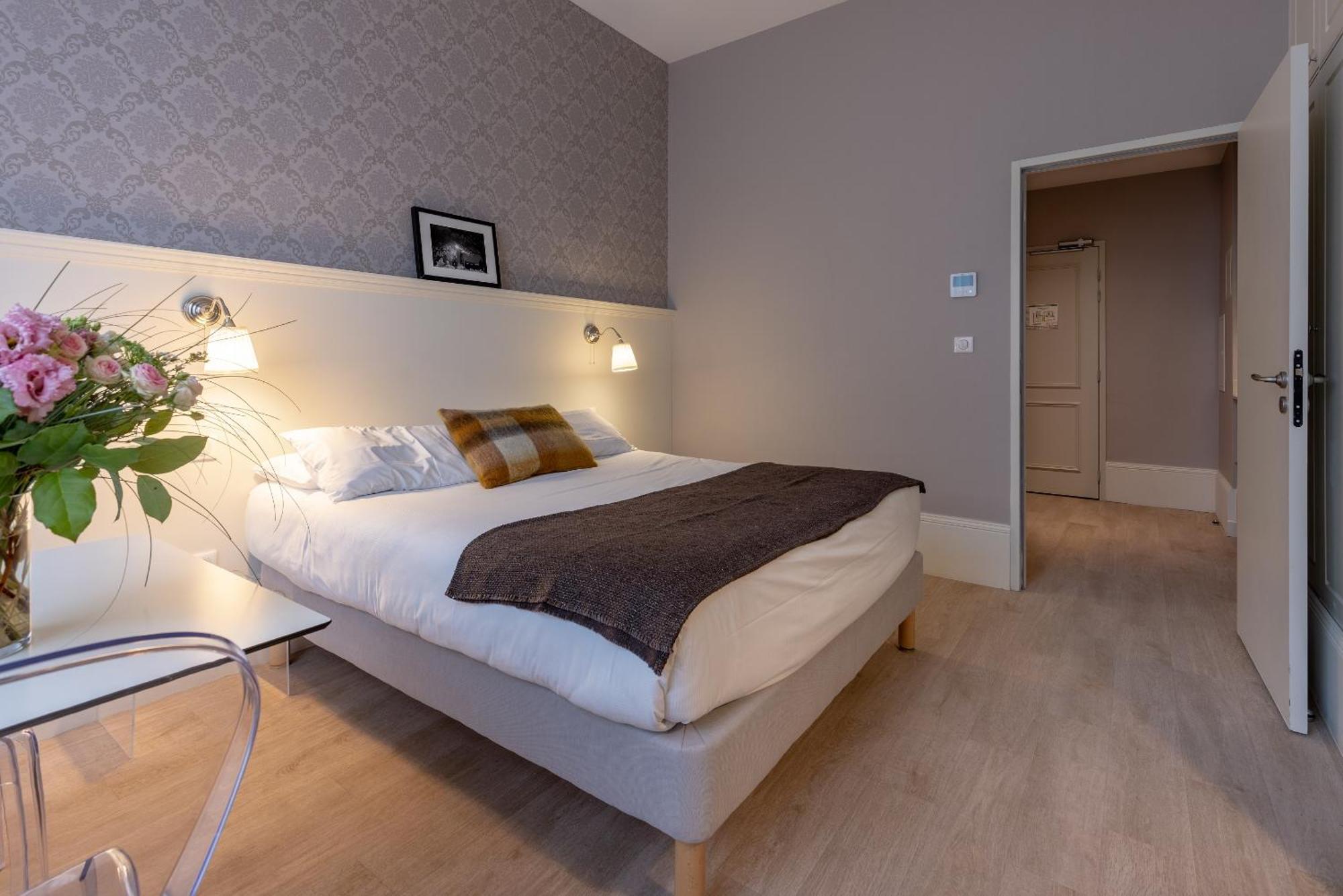 La Maison Blanche - Apparthotels De Charme Chic & Cosy A 350M Du Coeur De Ville De Limoges - Acces Autonome Екстер'єр фото