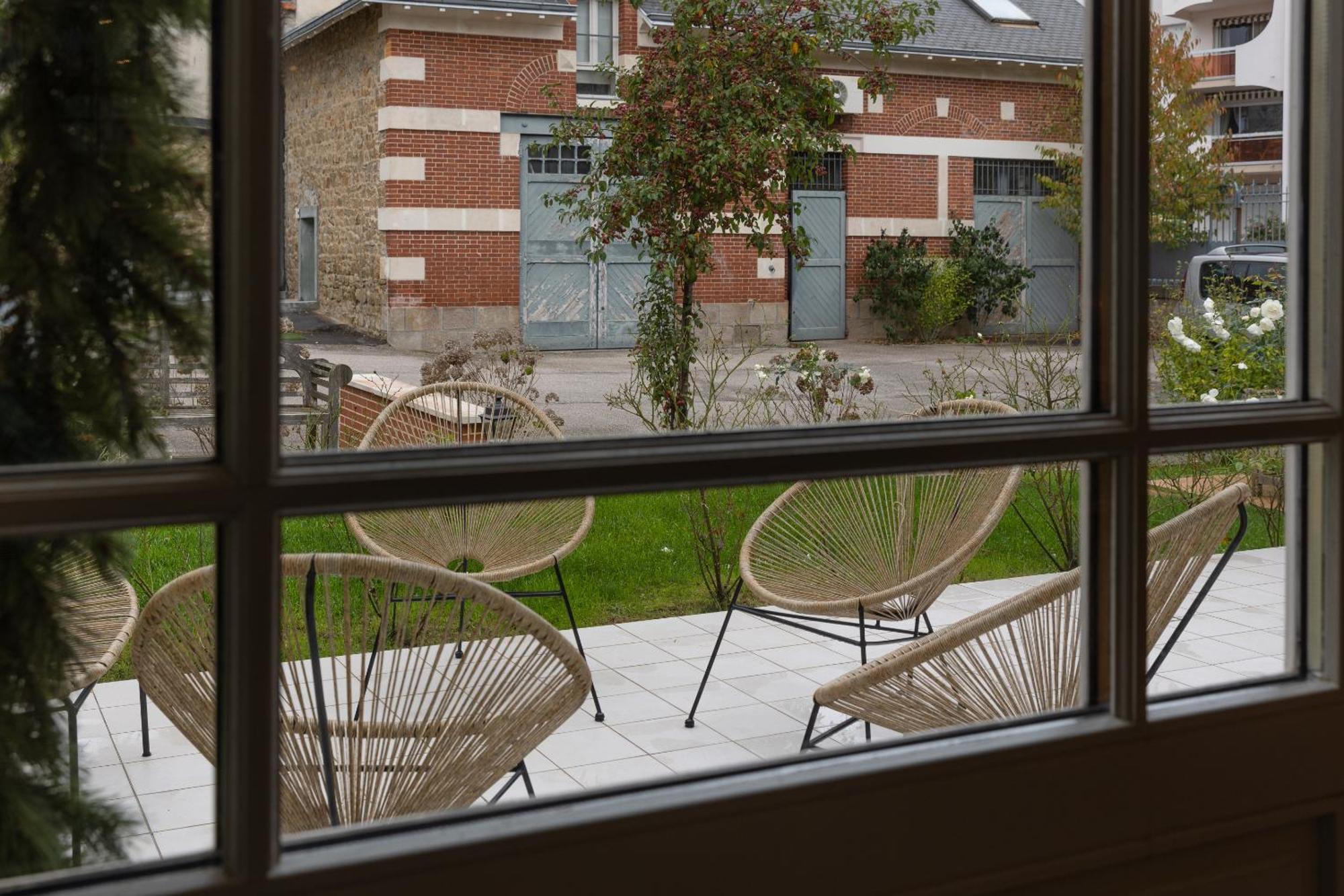 La Maison Blanche - Apparthotels De Charme Chic & Cosy A 350M Du Coeur De Ville De Limoges - Acces Autonome Екстер'єр фото